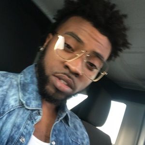 Meet your Posher, Jamie